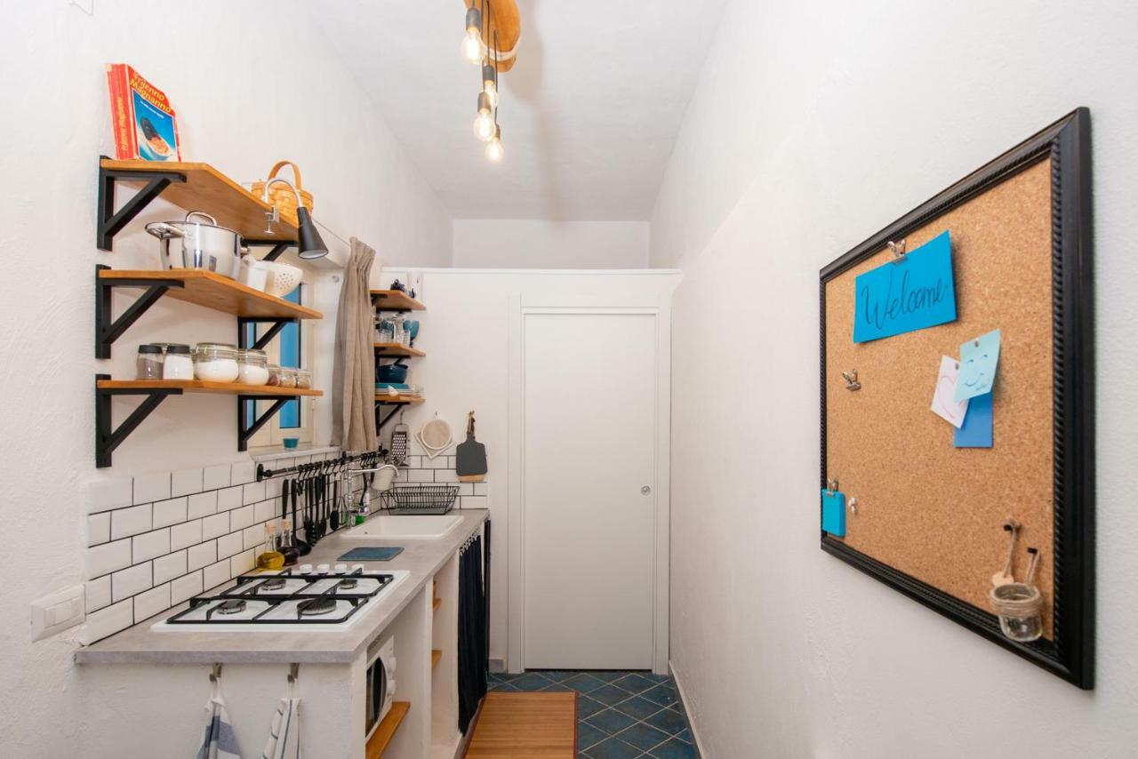 Light Blue - Apartment In The Middle Of Everything Torre Annunziata Ngoại thất bức ảnh